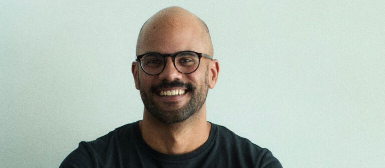 Kauê Lopes dos Santos analisa a precariedade e a modernidade 