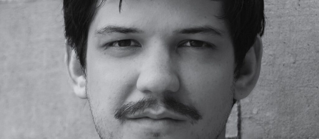 André Santa Rosa: Poesia entre passado e presente